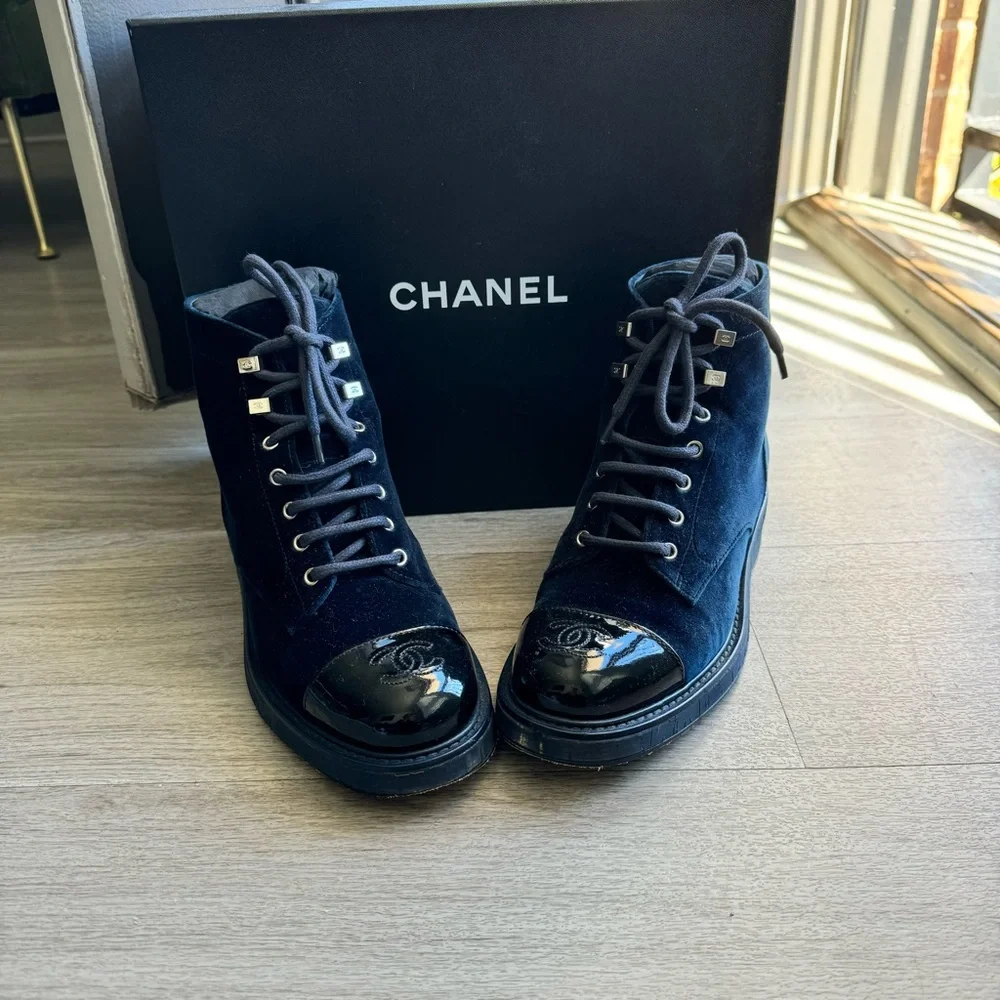 Chanel Moto/Combat Boots Sz 38US 8 - Picture 1 of 9
